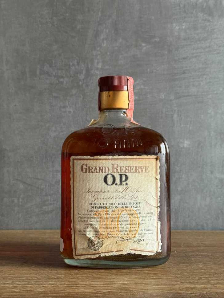 Brandy O.P. ORO PILLA Grand Reserve 10 лет, 1975 года.