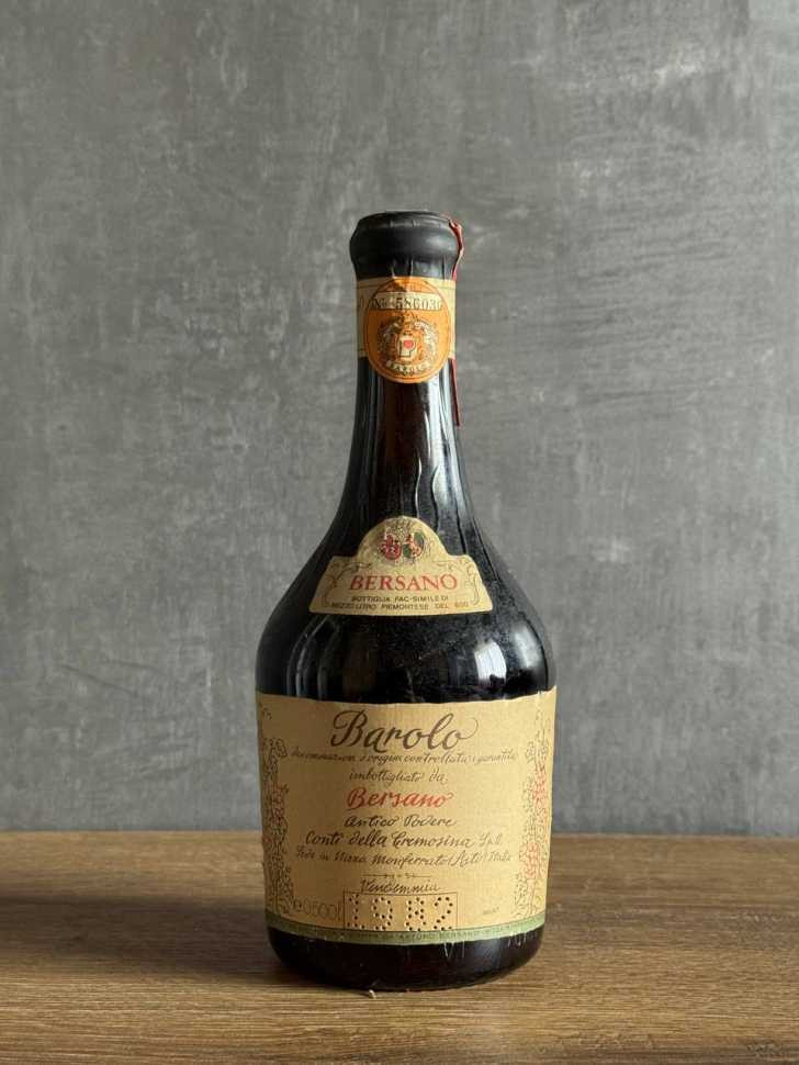 Вино Bersano Barolo 1982 года.