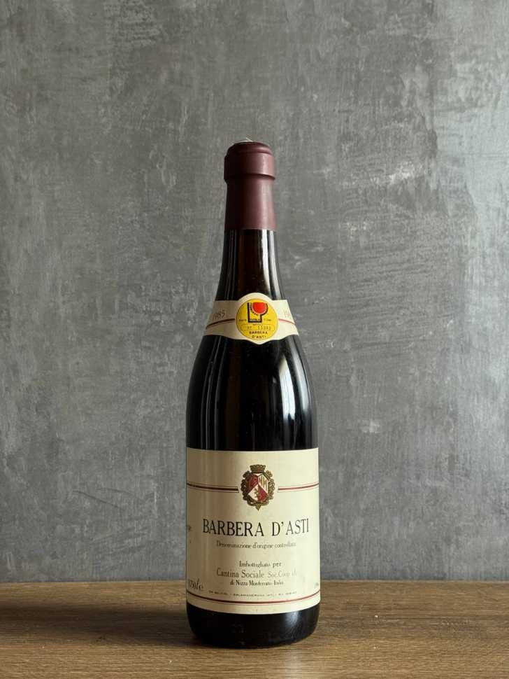 Вино Cantina Sociale Soc.Coop Barbera d’Asti 1985 года.