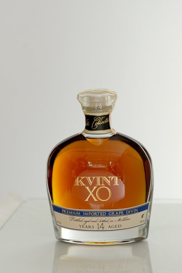 Коньяк "КВИНT" XO 14 лет. Decanter 0,5 л.