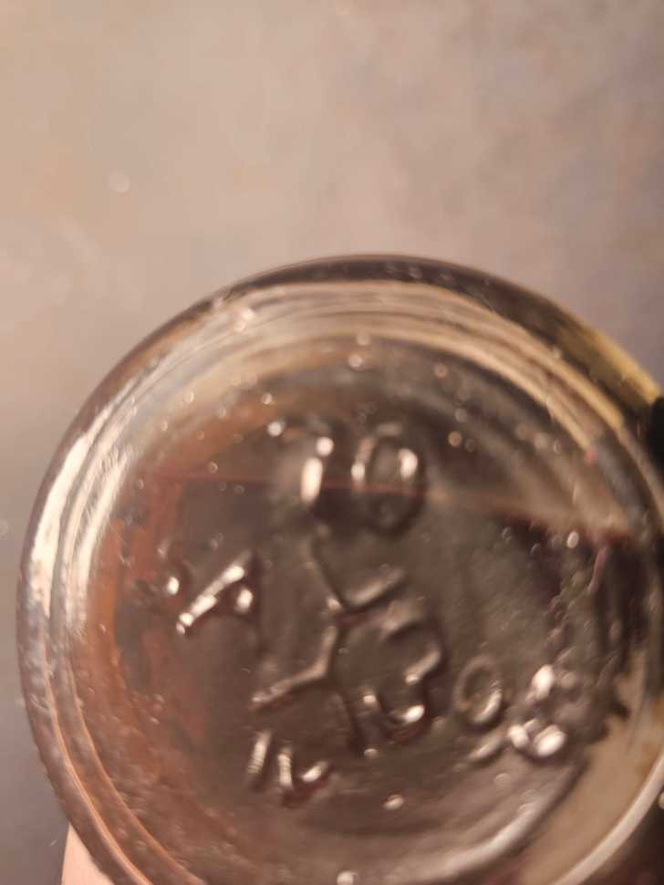 Грузинский "Очень Старый 10-12 лет" 70-е года. 0,5 л. СССР.