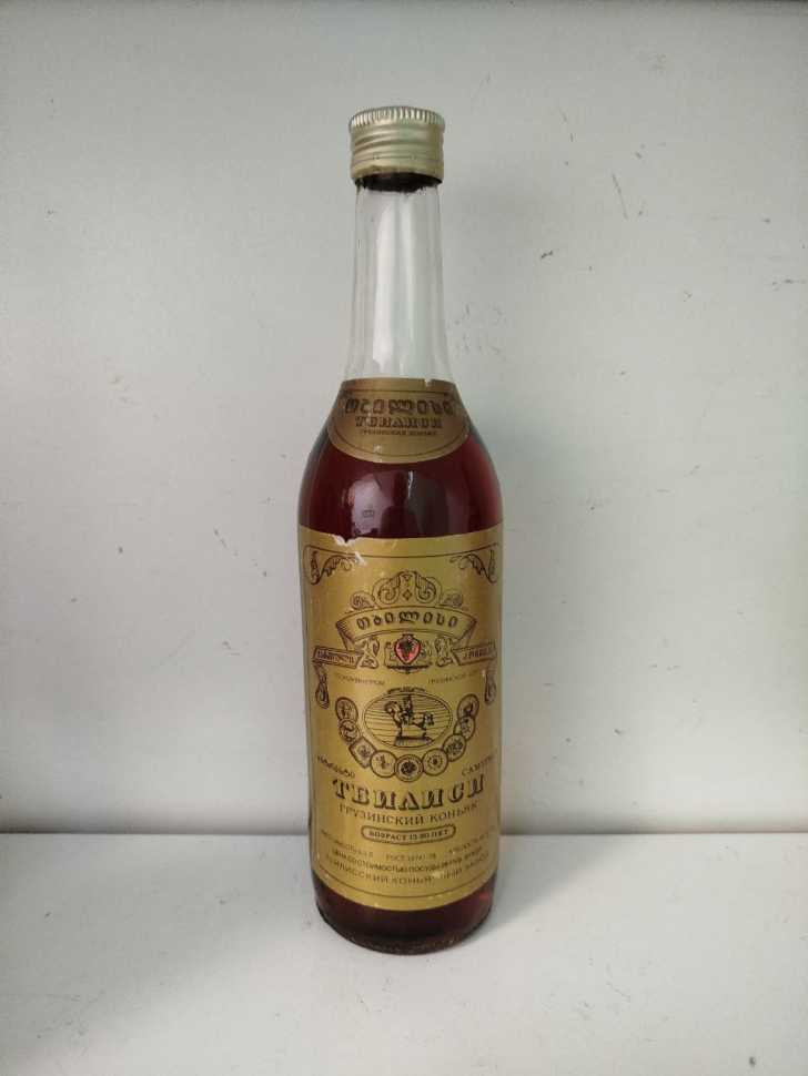 Грузинский "Тбилиси 15-20 лет" 80-е года. 0,5 л. СССР.