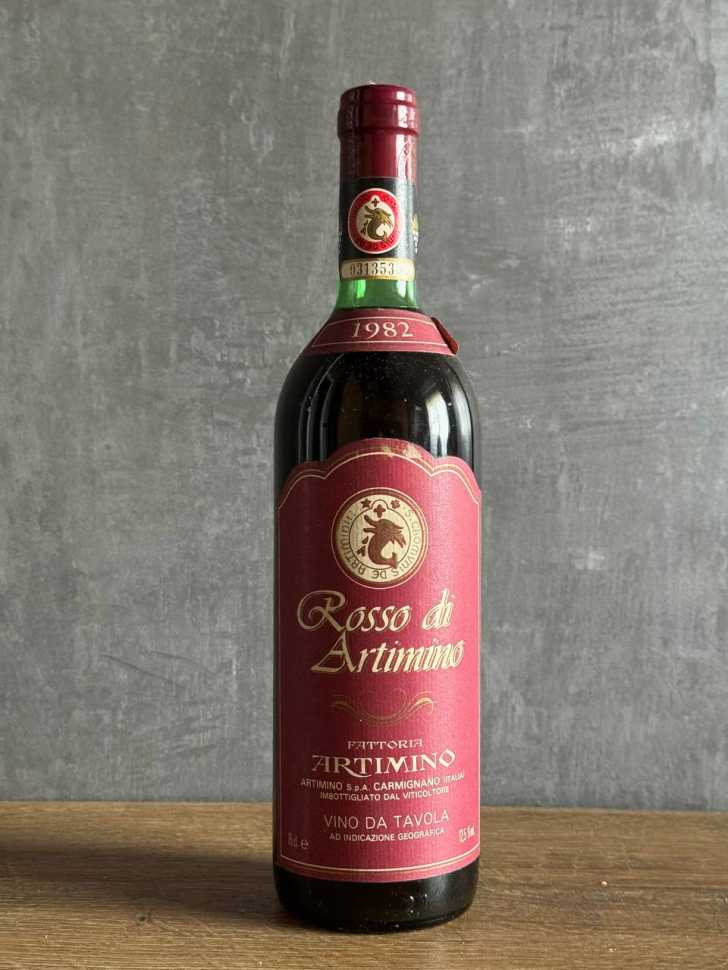 Вино Rosso di Artimino 1982 года.