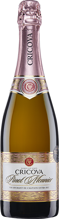 Шампанское "Крикова" Пино-менье.